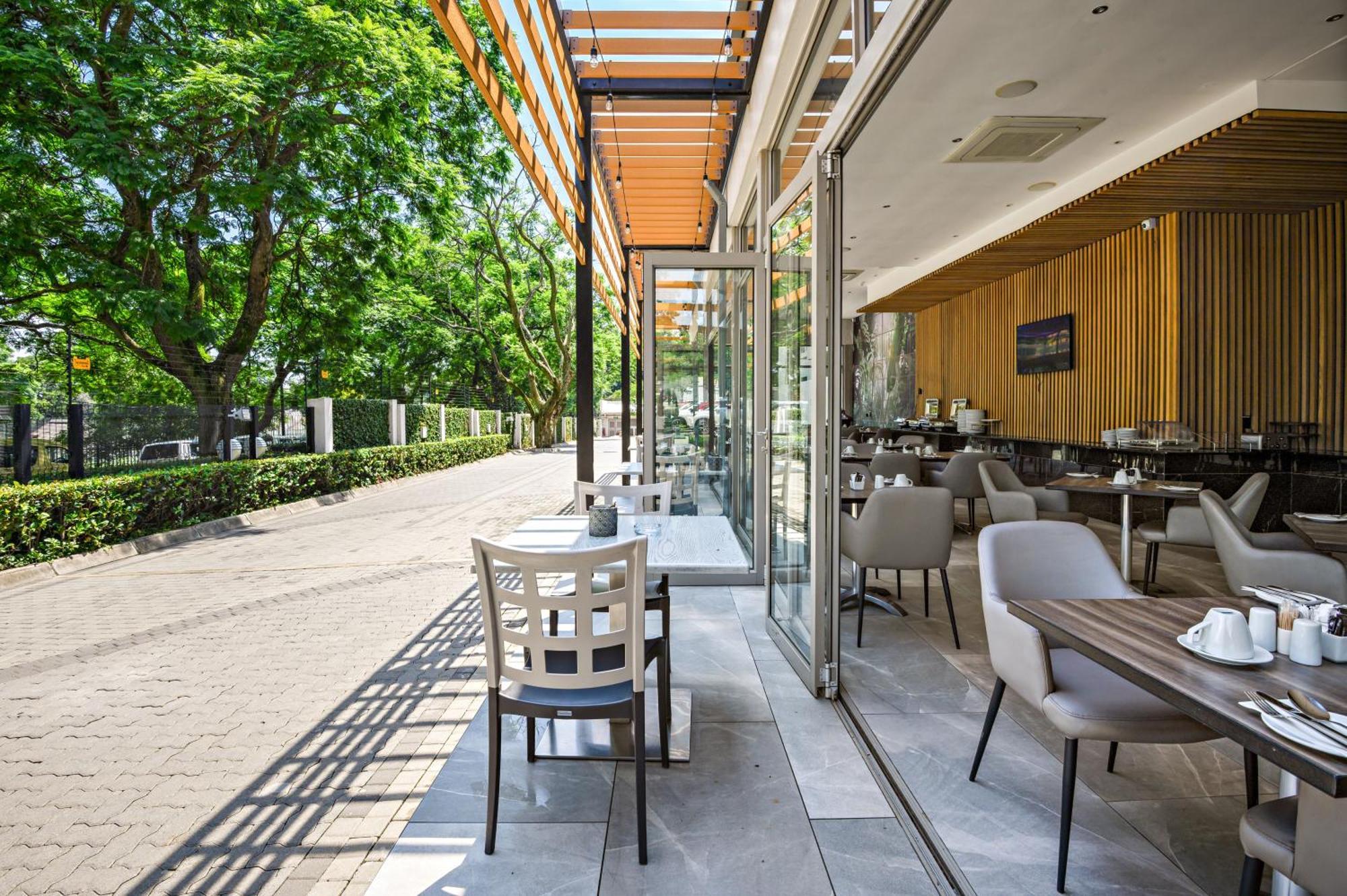 The Capital On Bath Hotel Johannesburg Exterior photo