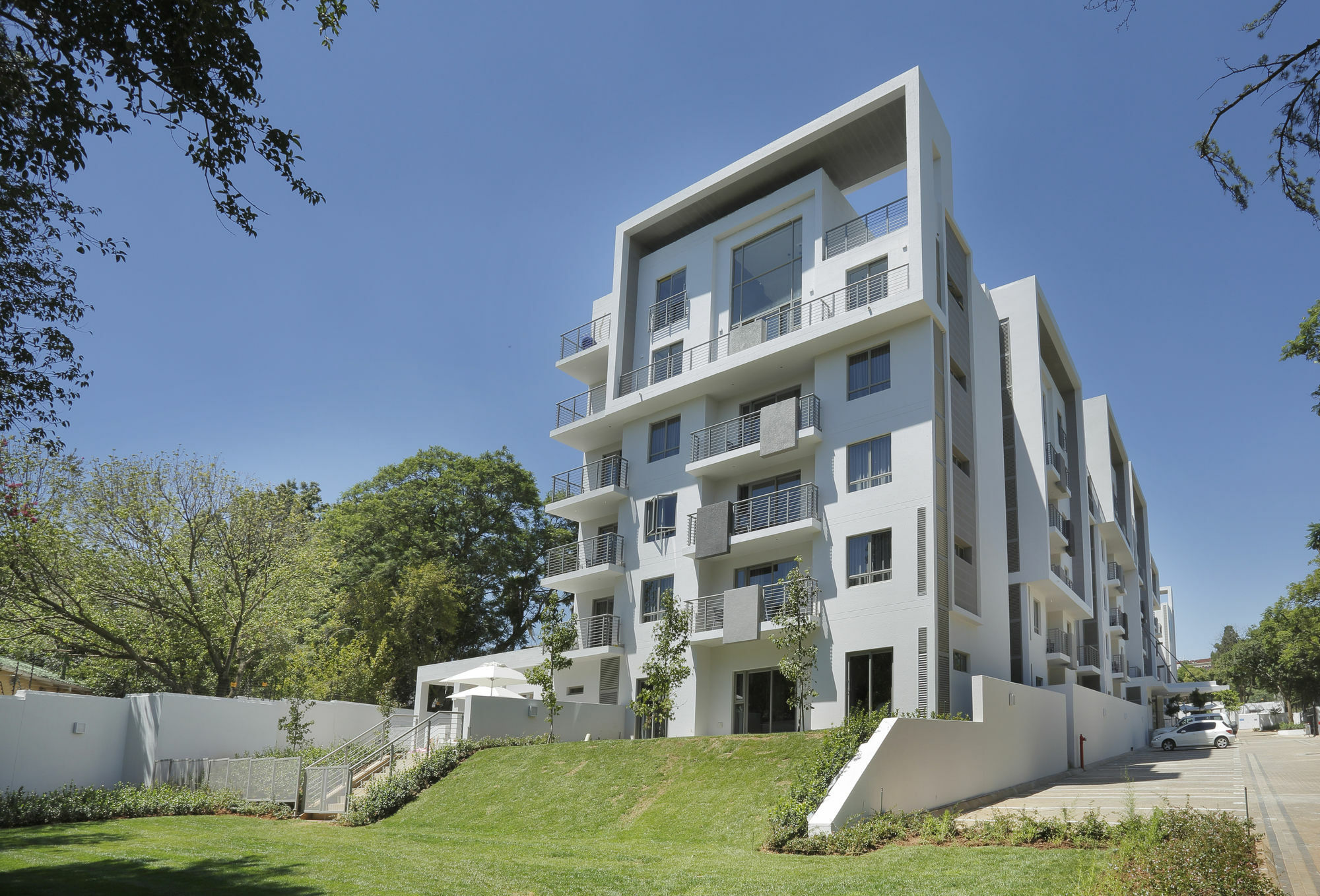 The Capital On Bath Hotel Johannesburg Exterior photo